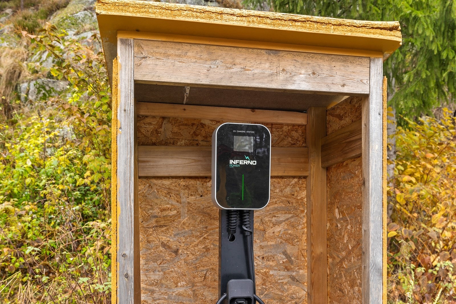 Det er installert elbillader på eiendommen for enkel og effektiv lading. Galleribilde
