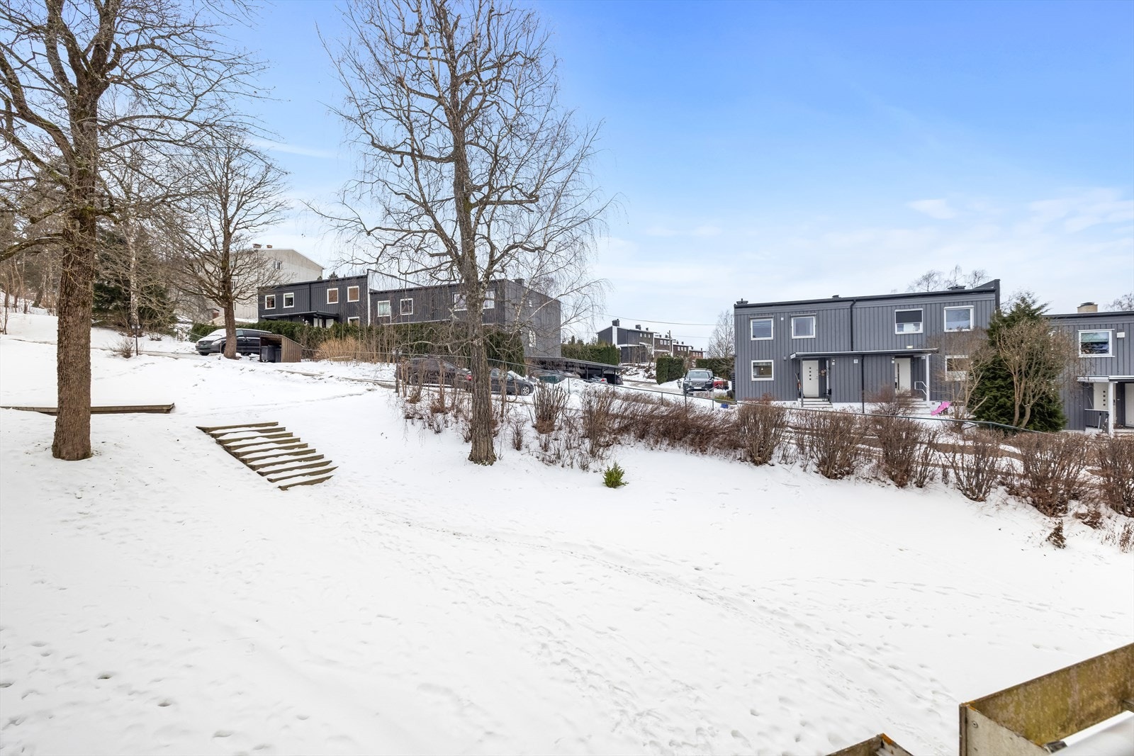 Boligen ligger i et etablert og rolig boligområde Galleribilde