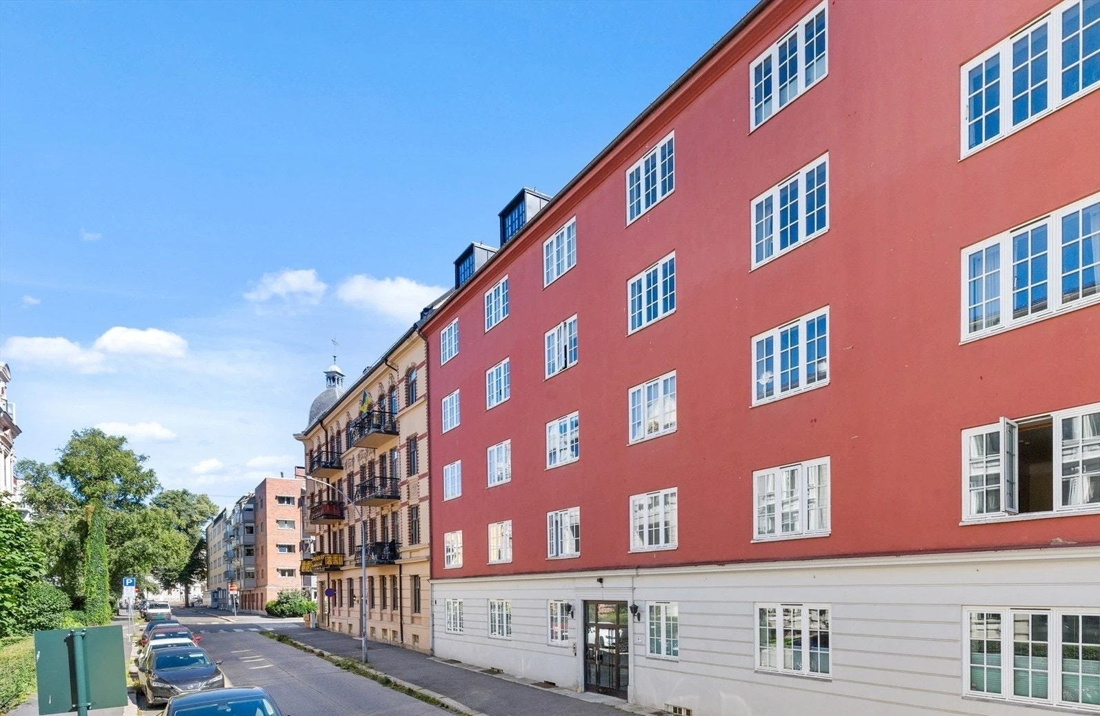 Leiligheten ligger attraktivt til på Majorstuen i en rolig, enveiskjørt gate. Galleribilde