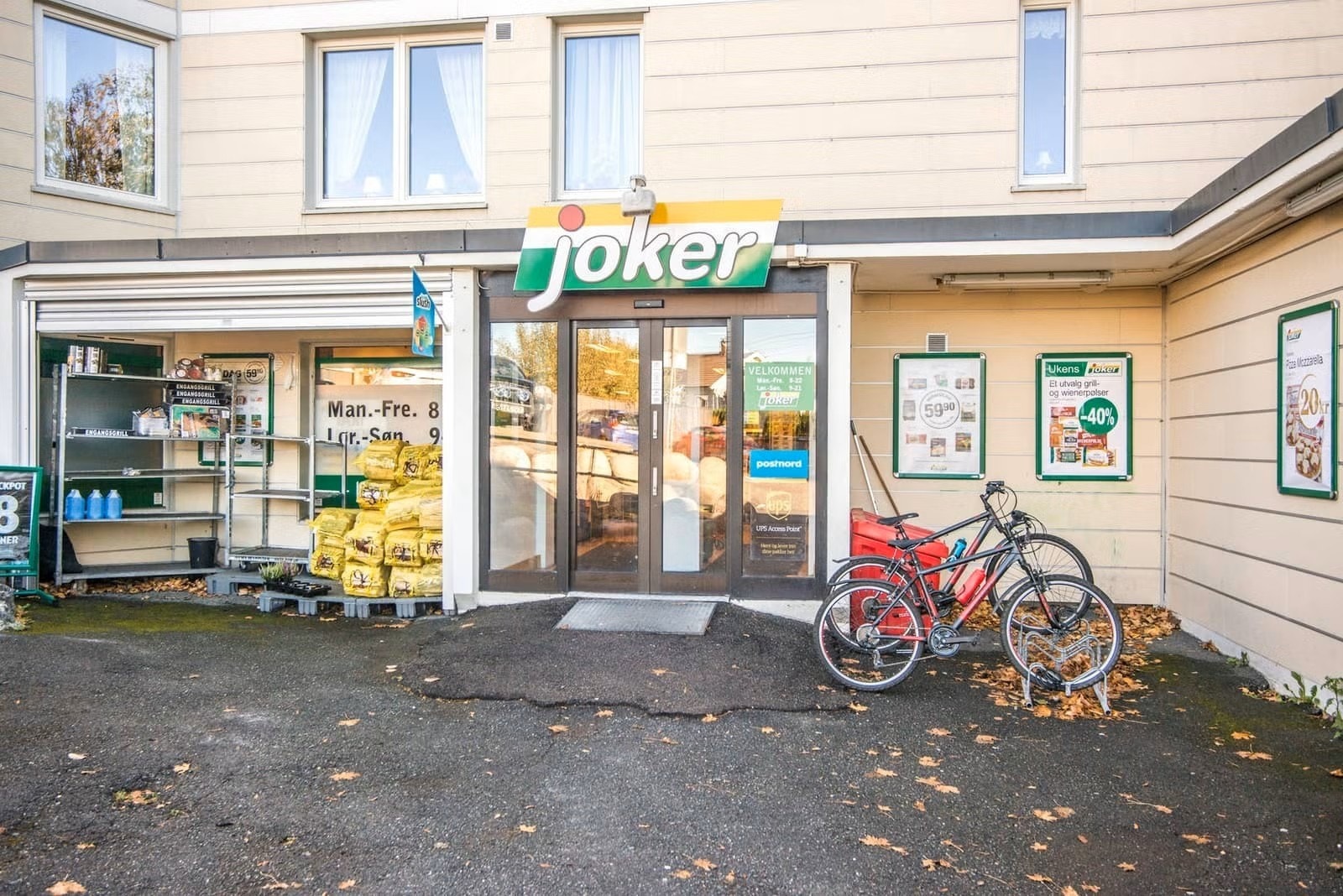 Med en kort gåavvstand har du en søndagsåpent joker ved Starveien. Galleribilde