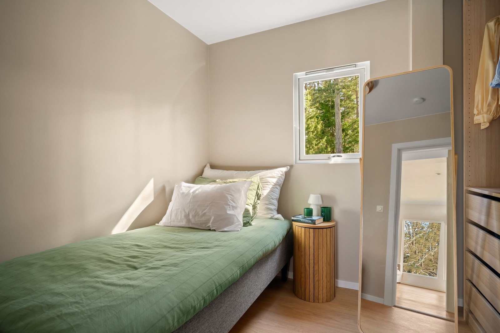 Rom innredet som soverom - ikke godkjent. Galleribilde