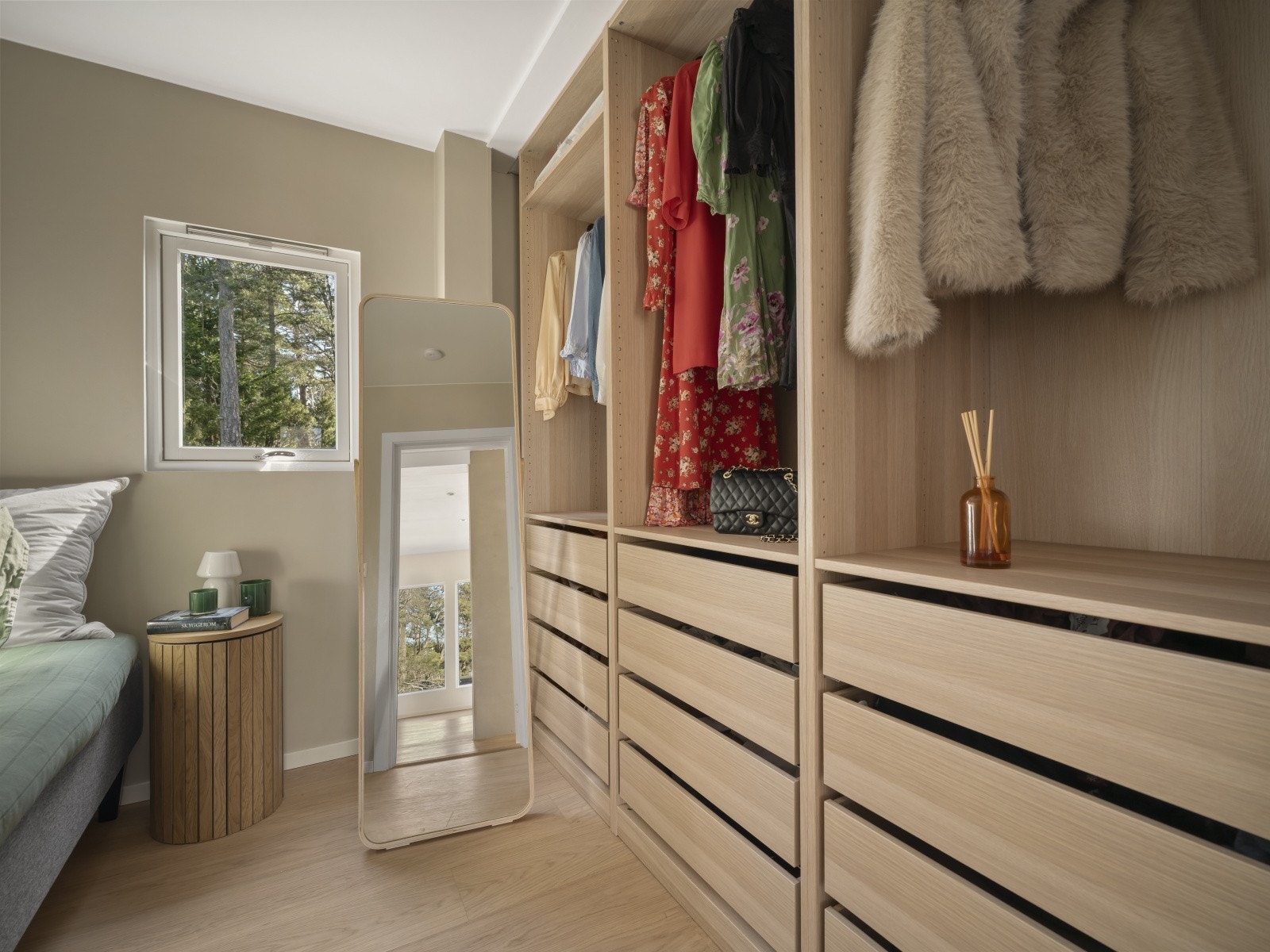 Rom innredet som soverom - ikke godkjent. Galleribilde