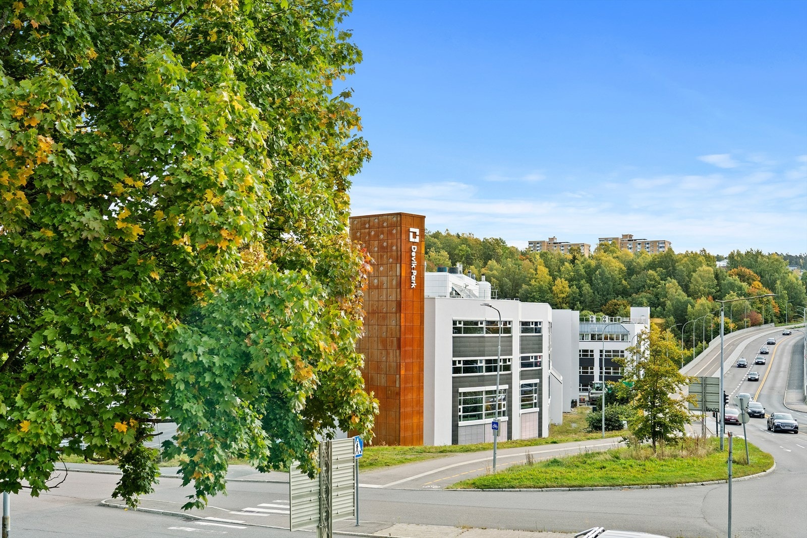 Beliggenheten gir rask og enkel tilgang til Ring 3 via Sinsenkrysset. Galleribilde
