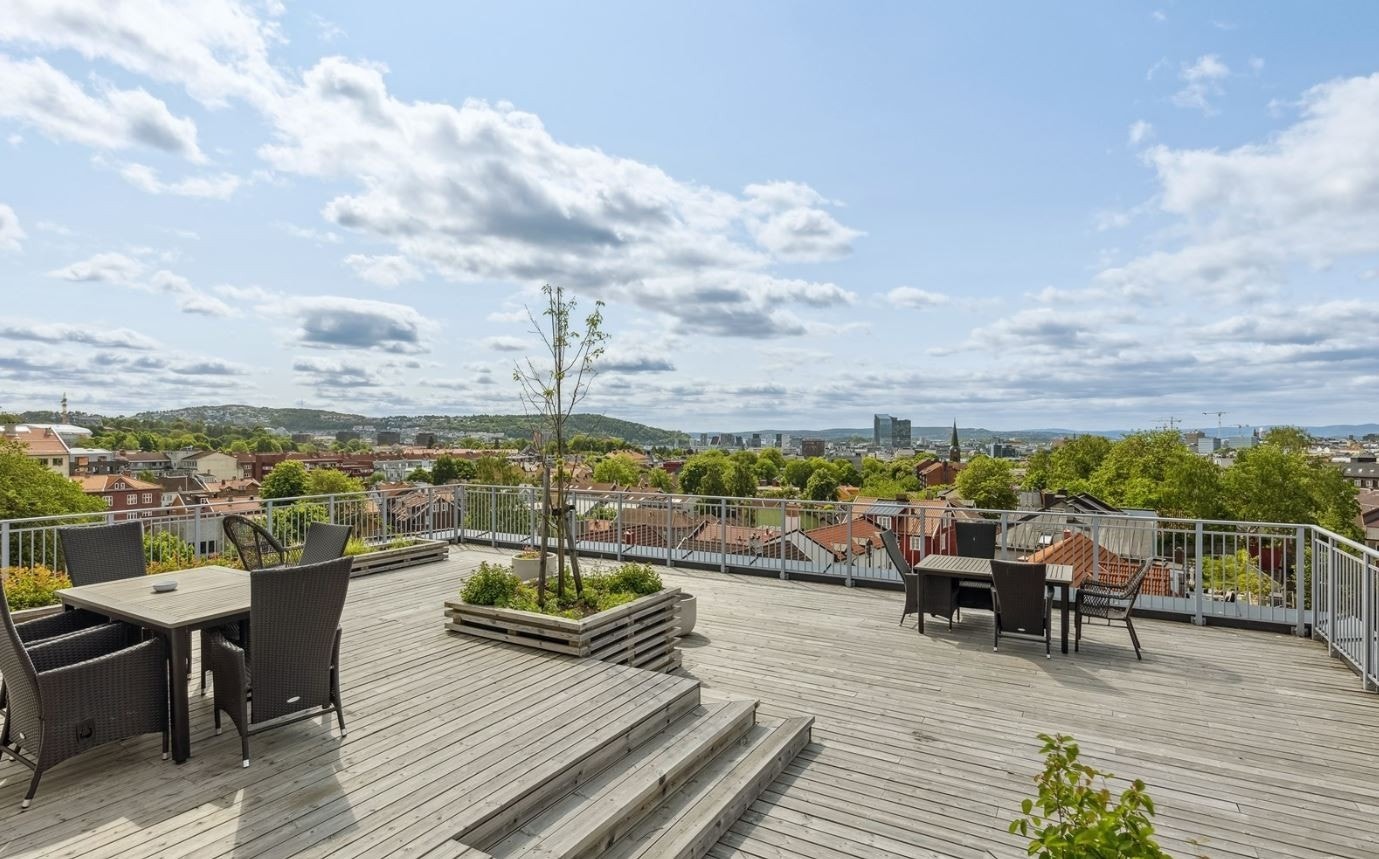 Tilgang til felles takterrasse med fantastisk utsikt og solforhold. Galleribilde