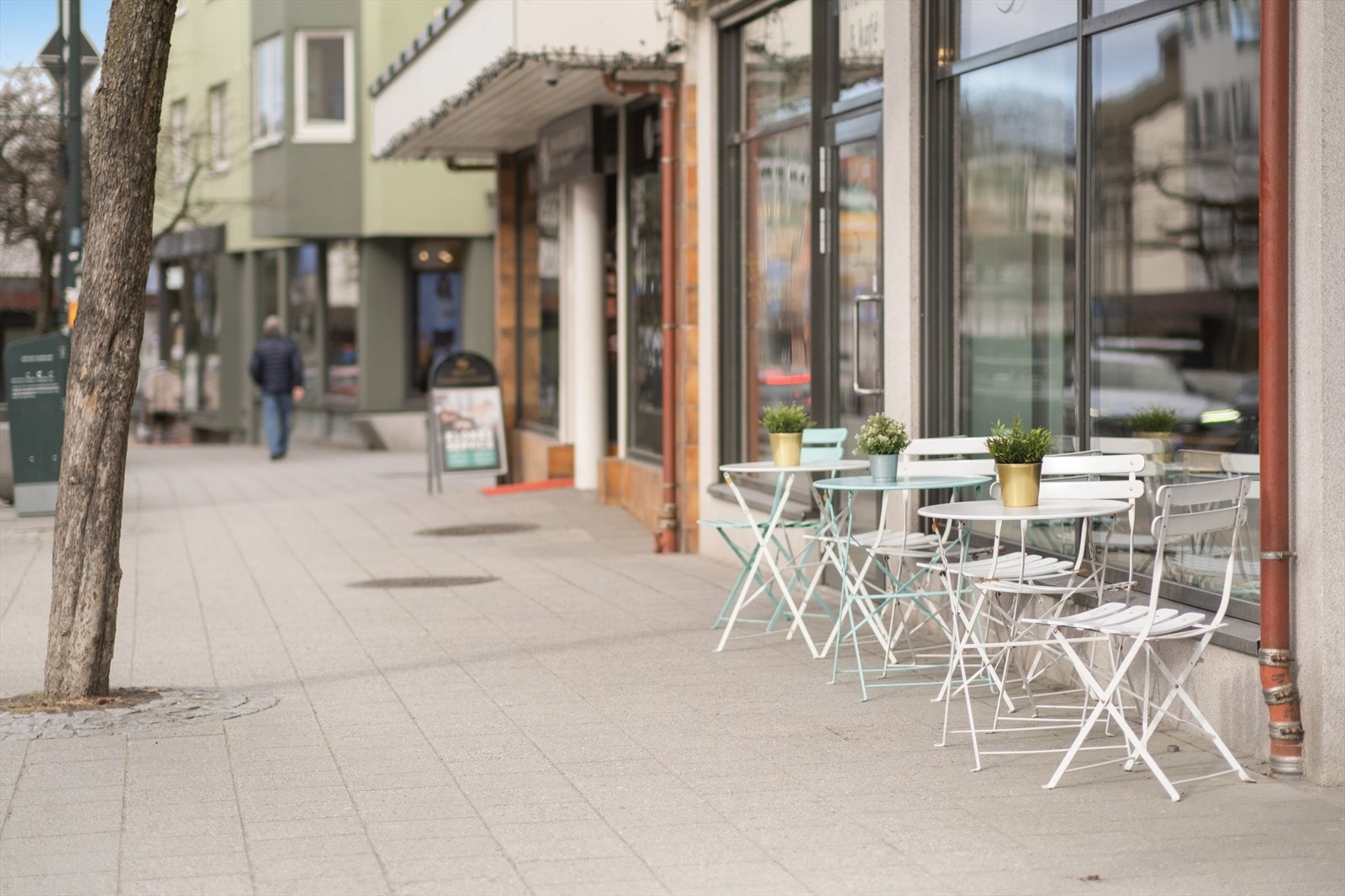 Med dagligvarebutikk og MoldeTorget kun et par minutter unna, er hverdagslogistikken enkel. Galleribilde