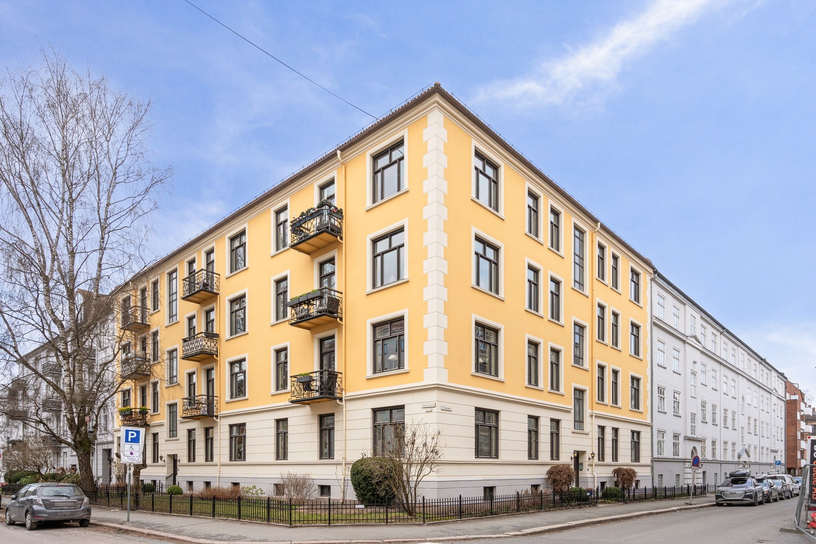 Fasade. Galleribilde