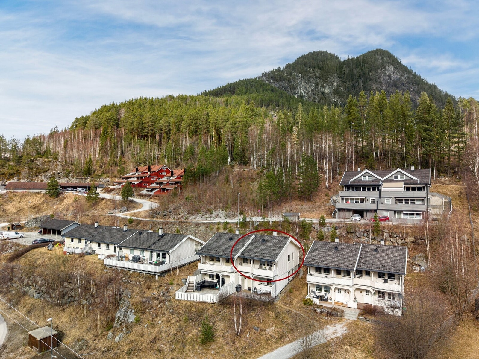 EIE Fjellmegleren har gleden av å presentere Nøbbelie 11 (Foto: 360Foto v/Frank Tolpinrud). Galleribilde