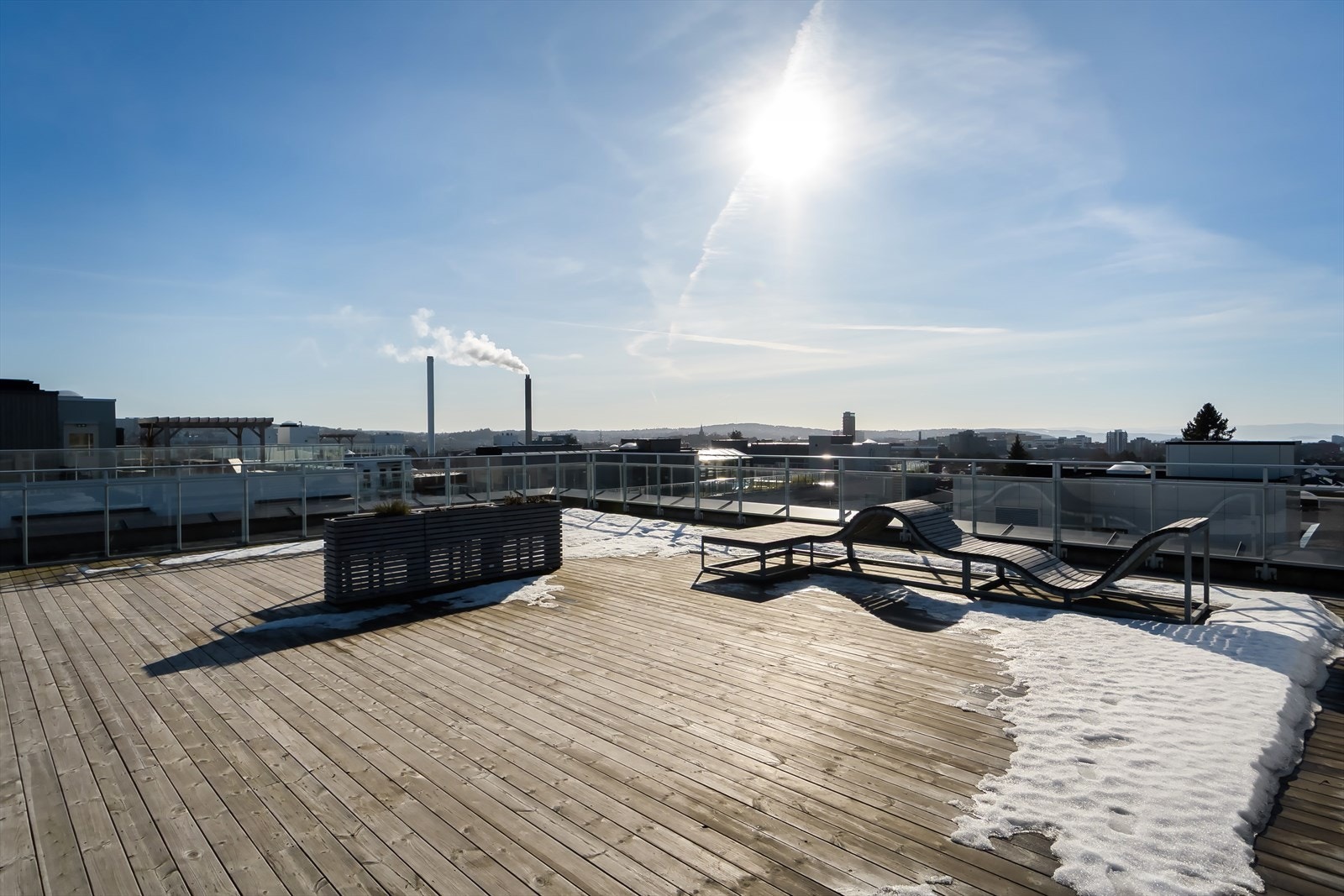 Flott felles takterrasse til glede for beboerne i borettslaget. Galleribilde