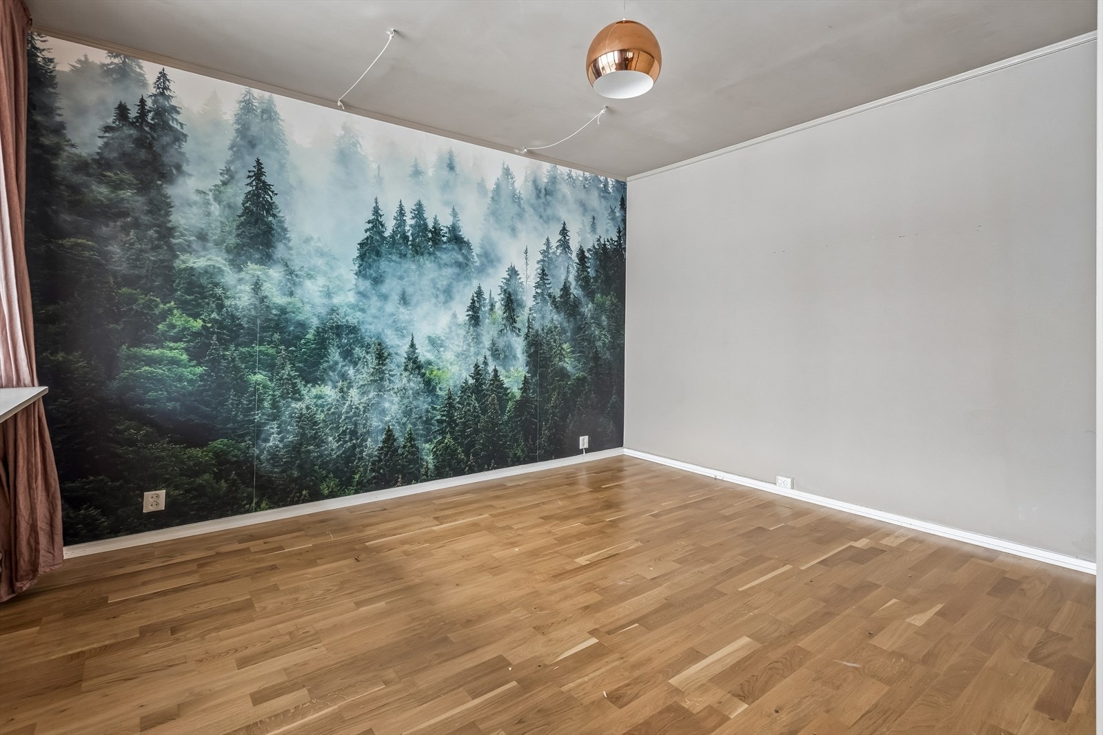Soverommet er av god størrelse med plass til både seng og eventuelt en arbeidsplass. Galleribilde