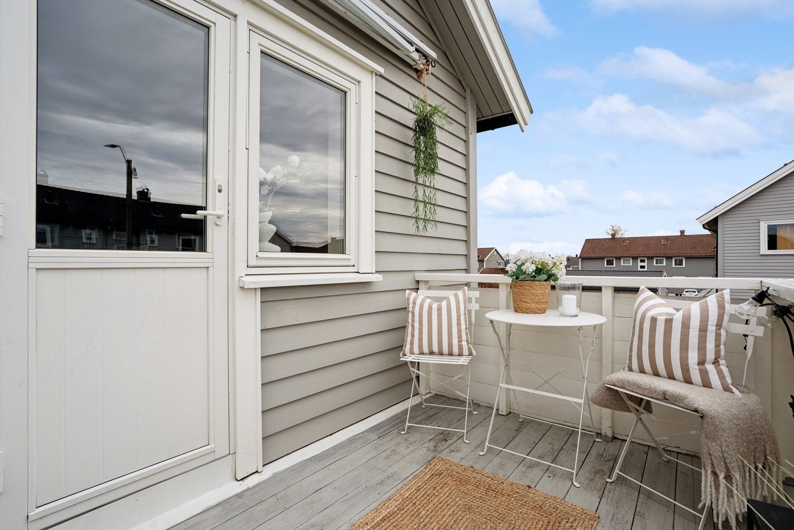 Området er både tilbaketrukket og rolig, samtidig som det er kort gang- og sykkelavstand til alle sentrumsfasiliteter og bylivet i Tønsberg sentrum. Galleribilde