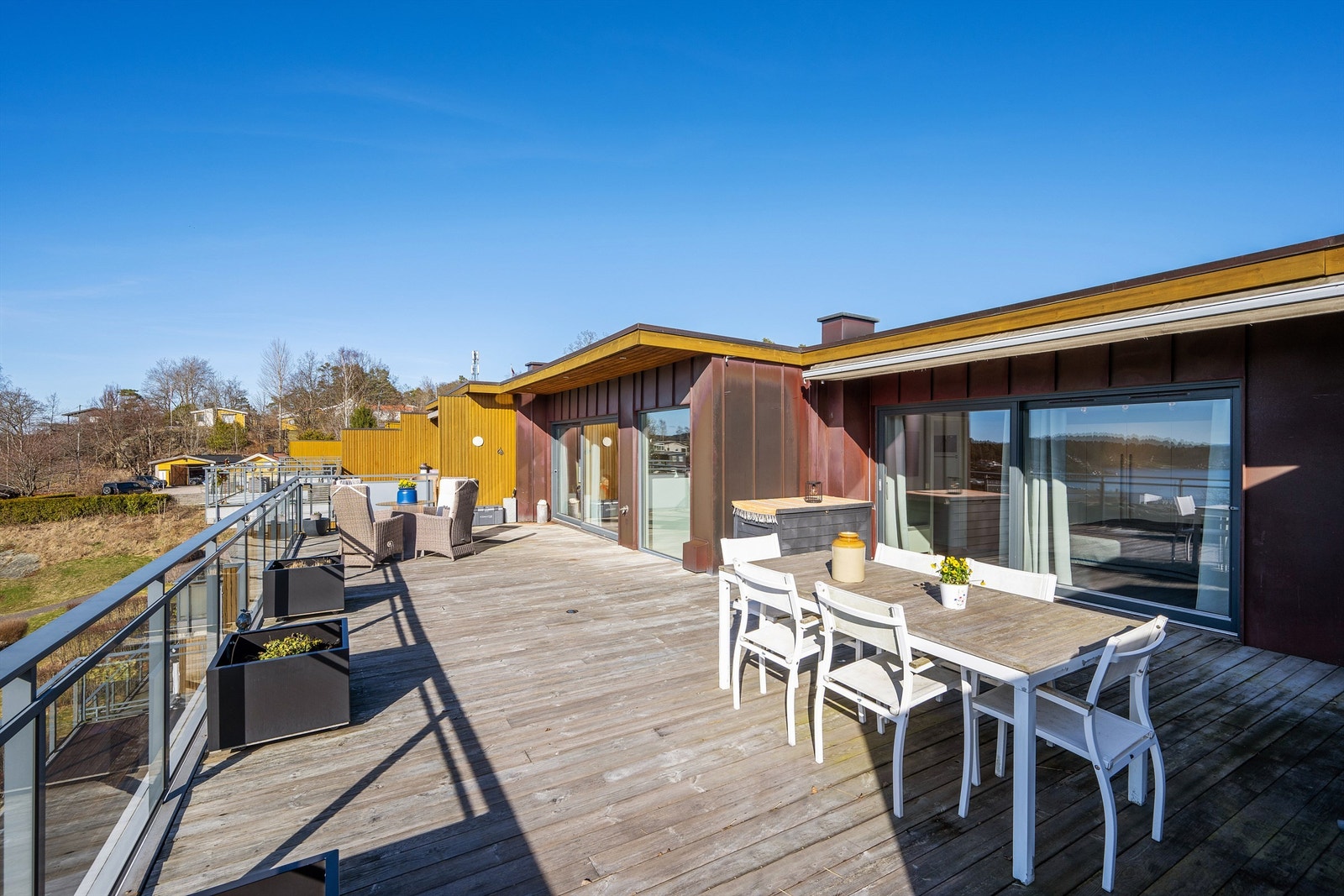 Svært god plass til å innrede i ulike soner. Galleribilde