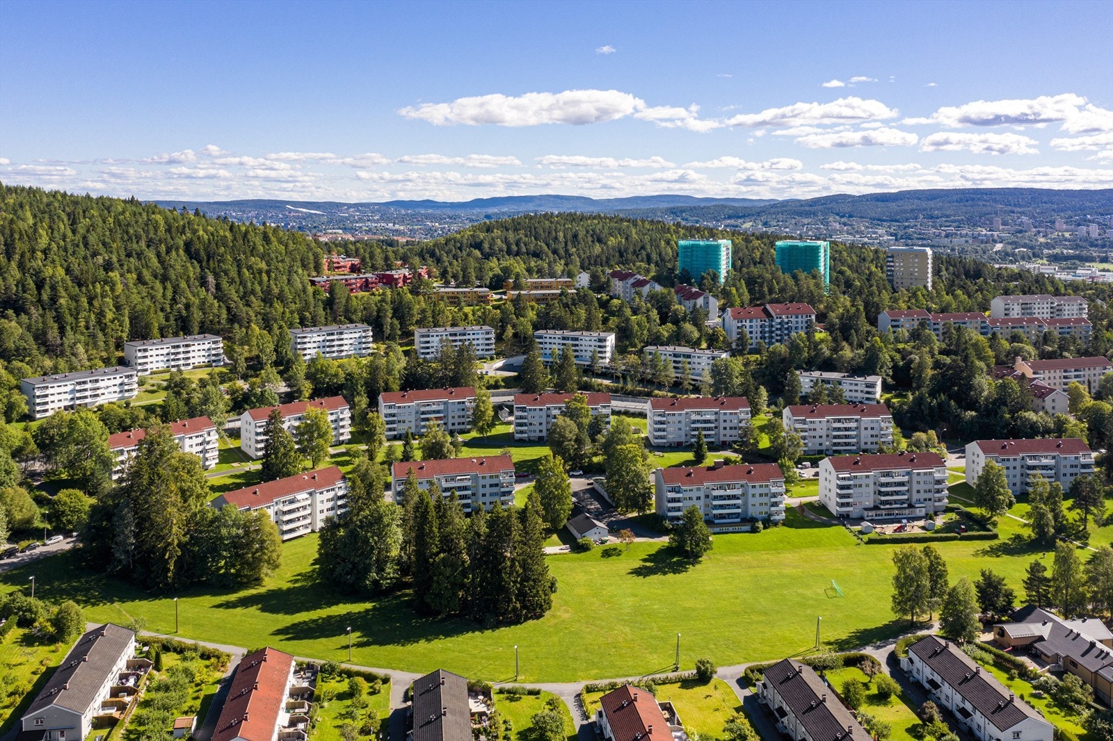 Området er svært populært for både barnefamilier og mennesker med sans for trening, tur og friluft Galleribilde