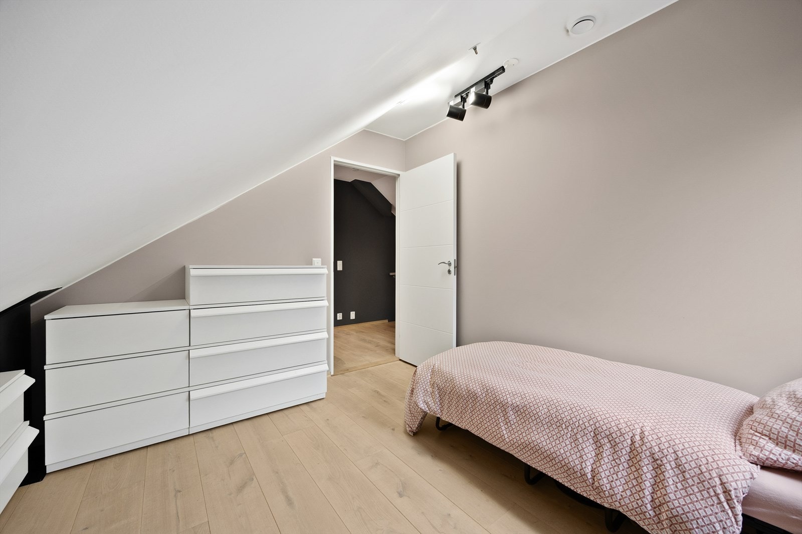 Soverom 4 Galleribilde