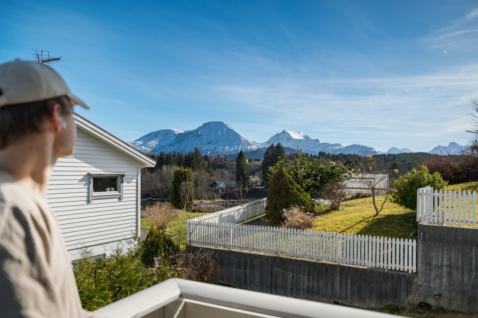 En flott og innholdsrik bolig i et rolig og familievennlig område. Galleribilde