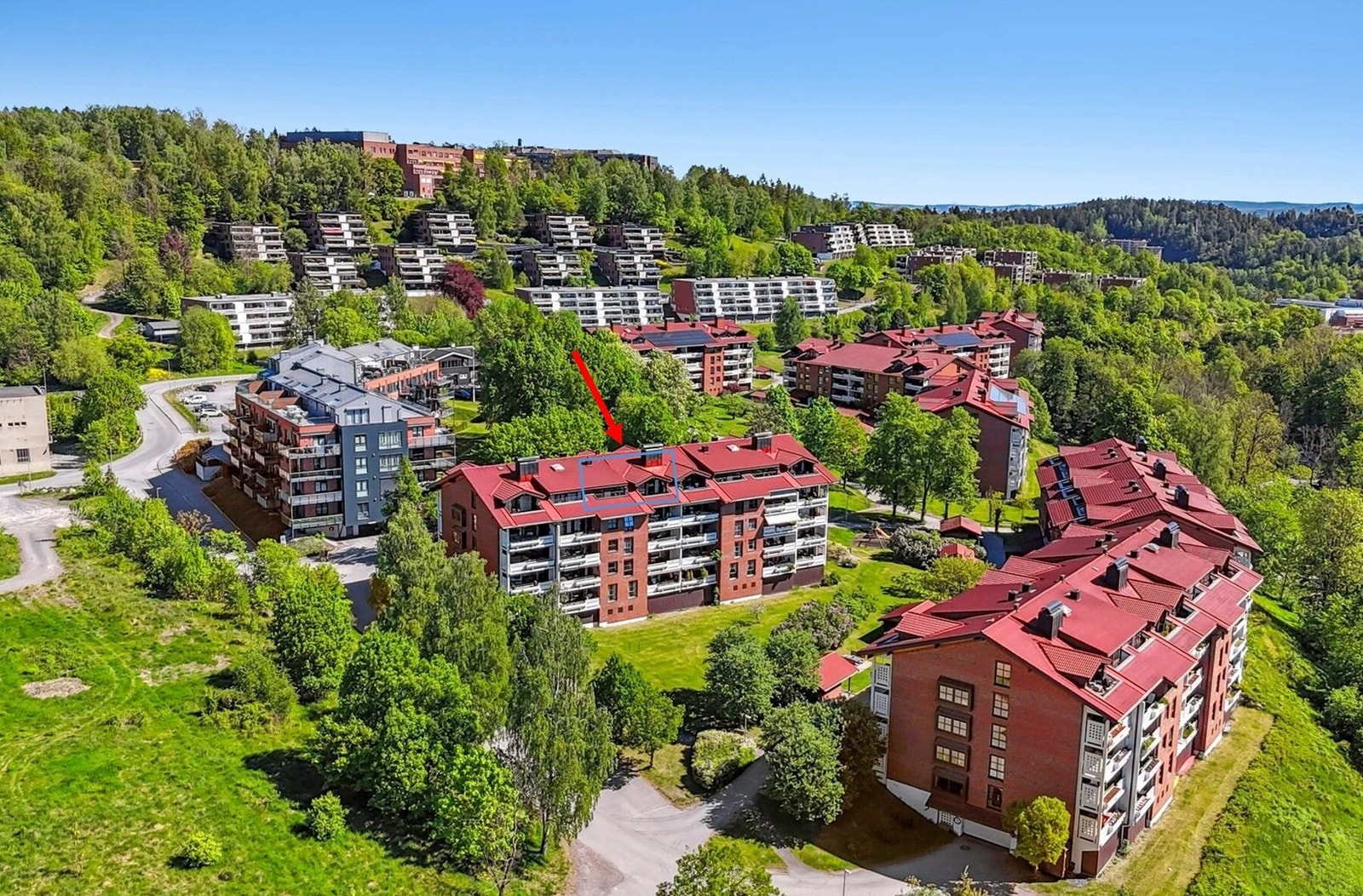 Velkommen til Hamang Terrasse 31, presentert av eiendomsmegler Edvard Chapsang v/EIE eiendomsmegling.
Foto: Luxe AS (Anders Kjøndal). Galleribilde