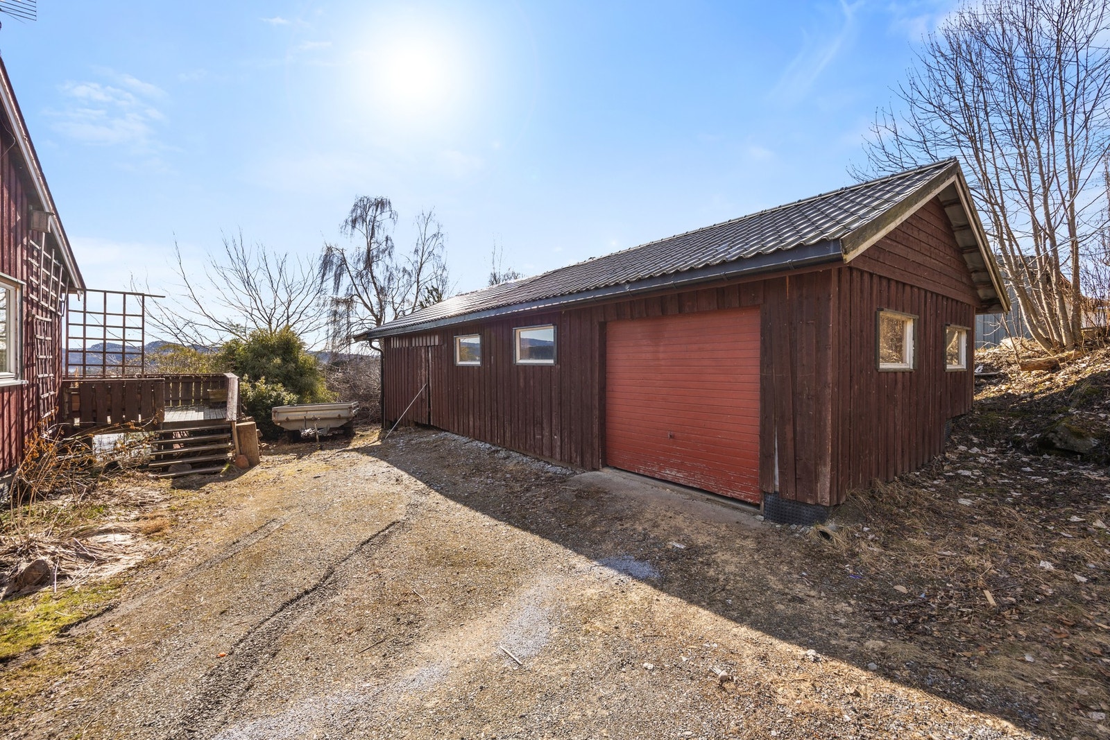 Garasje med to boder - ca 59 kvm. Galleribilde