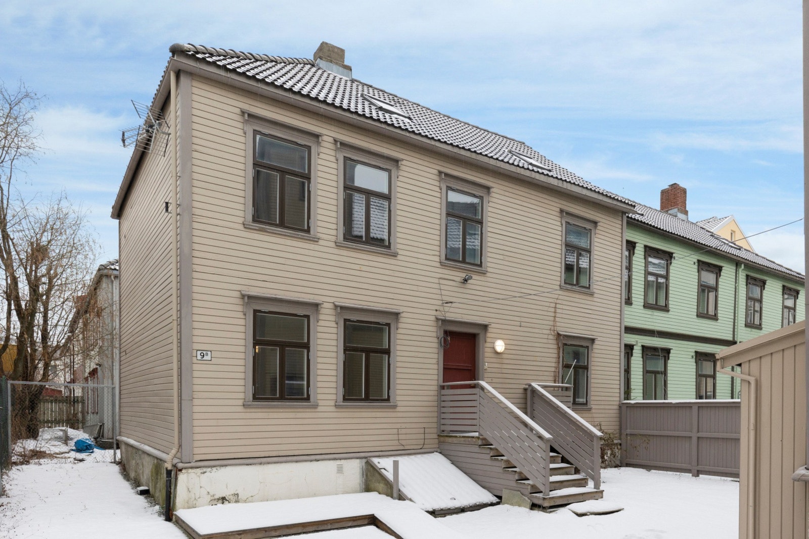 Bakgård Galleribilde