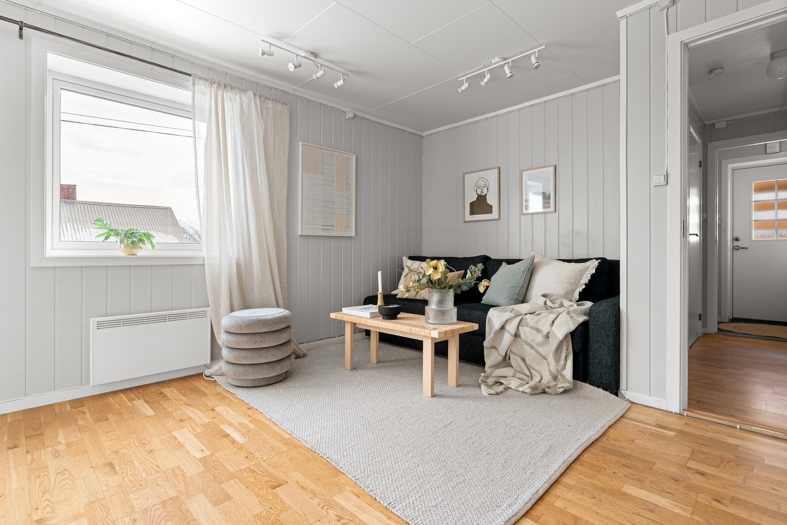 Velkommen til Skogåsvegen 23 - En fin 2-roms selveier presentert av Inger Alette Eira i Sne Eiendomsmegling!