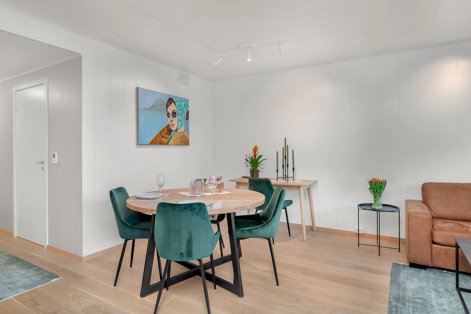 Et nøytralt utgangspunkt for innredning til enhver stil! Galleribilde