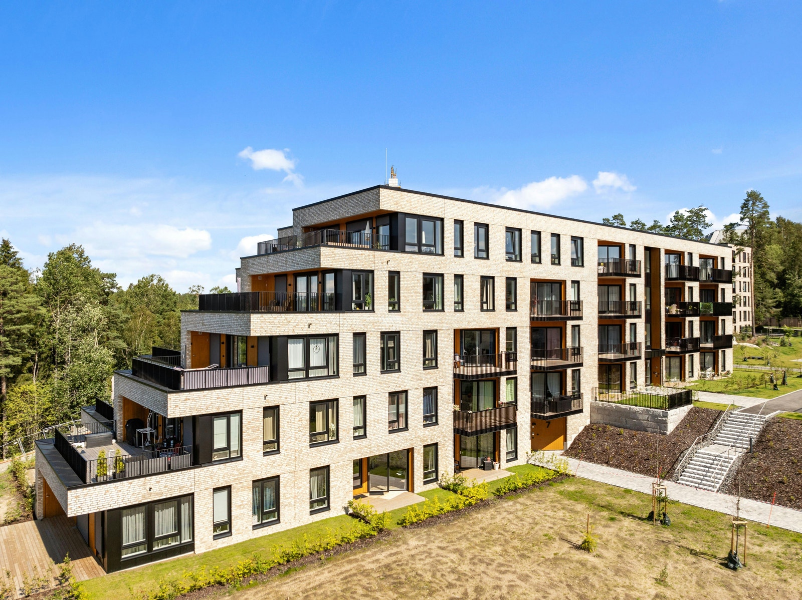 Leiligheten ligger i 3 etg med terrasse på ca. 30m Galleribilde