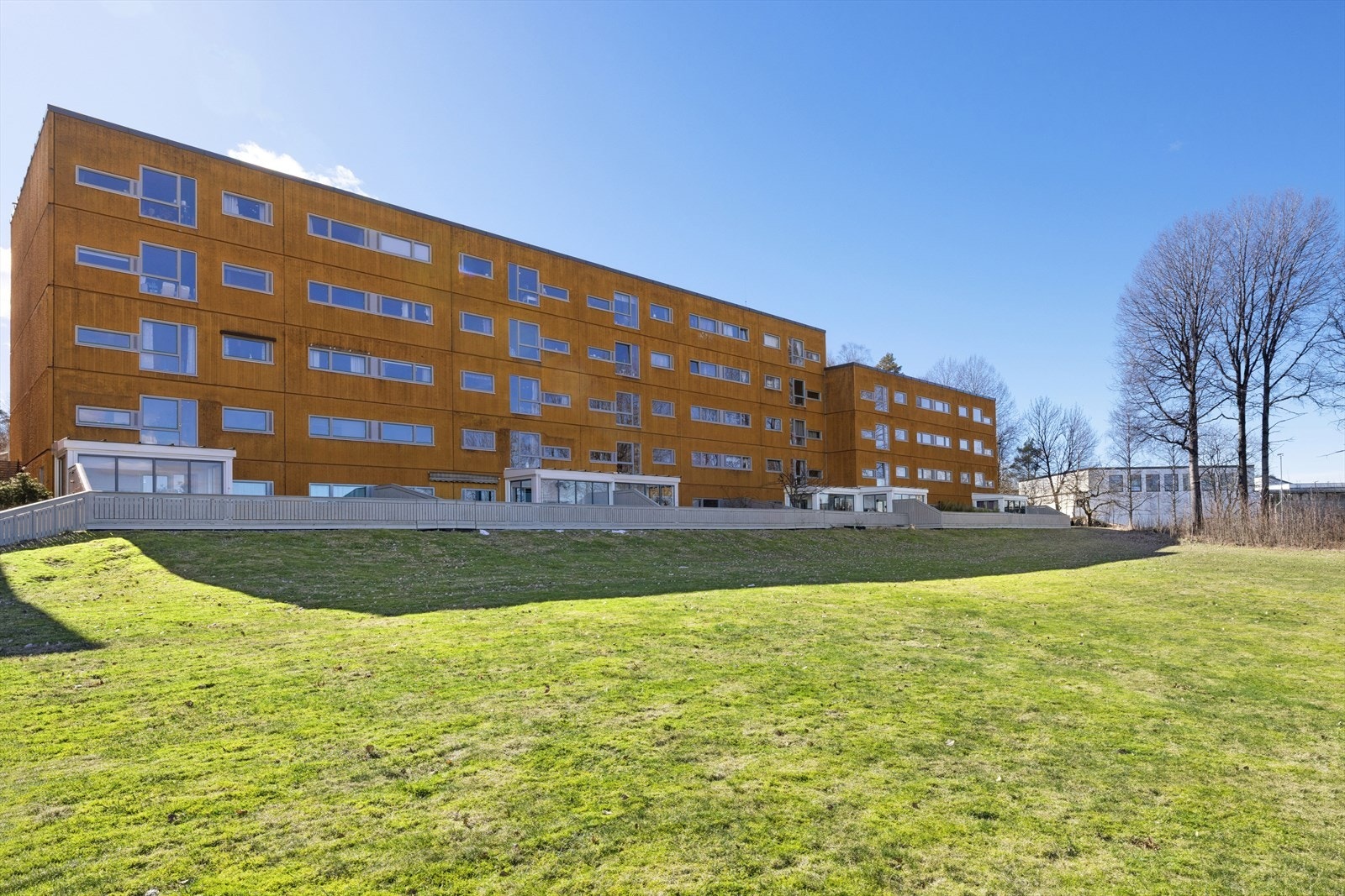 Leiligheten ligger i -1. etasje med enkel adkomst - praktisk i hverdagen. Galleribilde