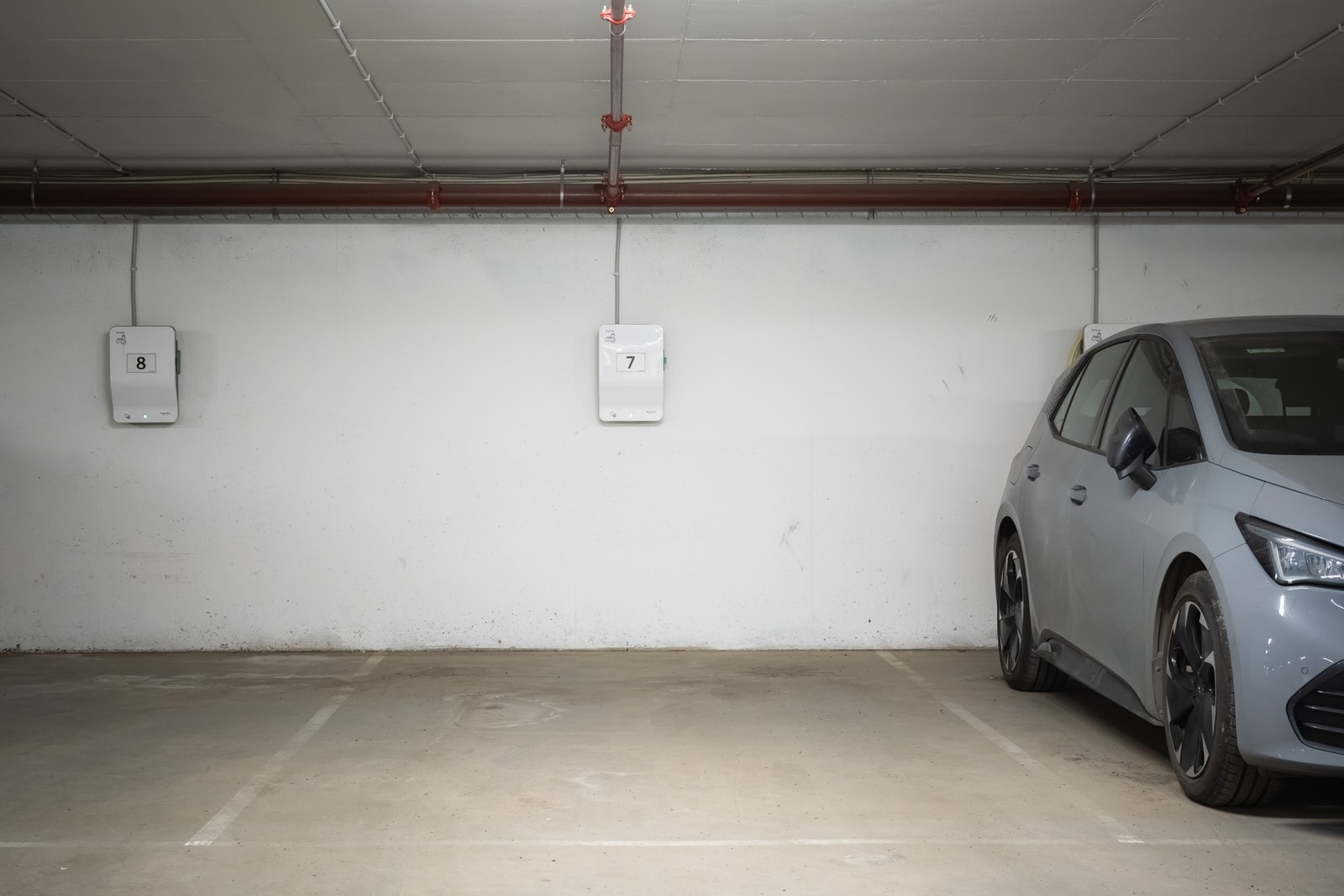 Det medfølger en garasjeplass. Galleribilde