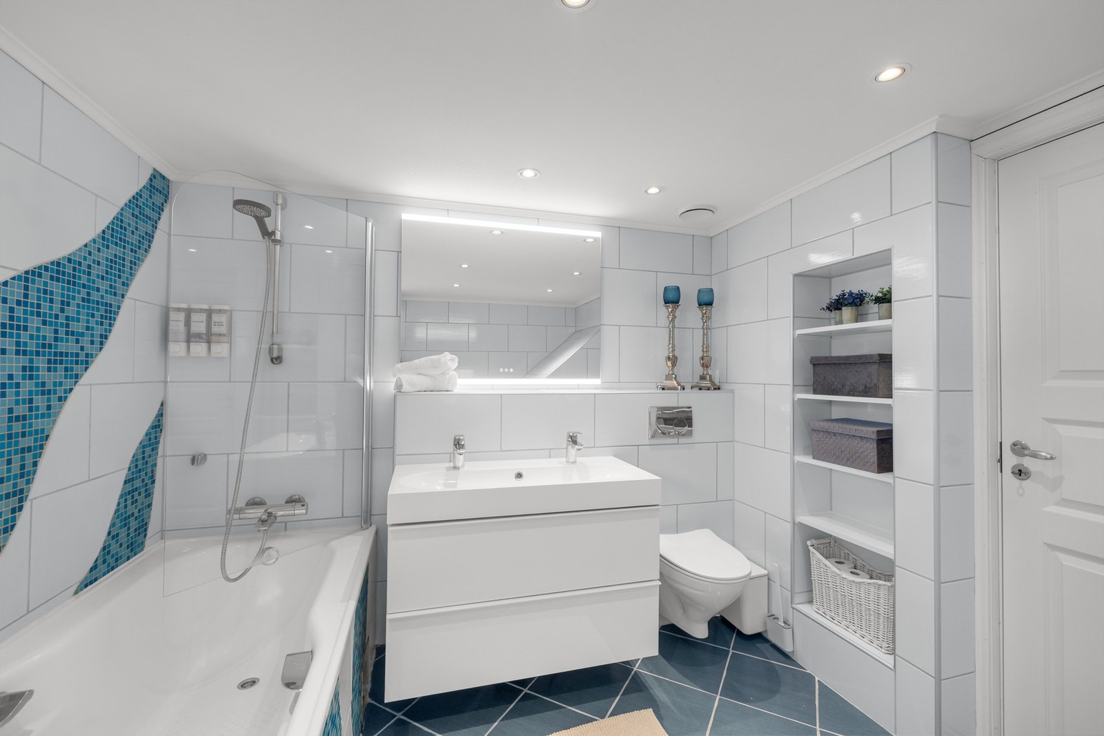 Det er elektriske varmekabler i badegulvet Galleribilde