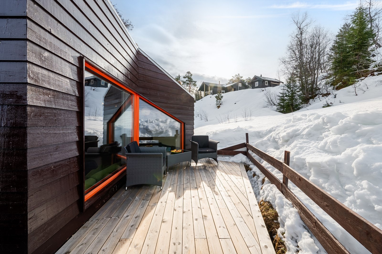 - Terrassen oppleves lun og privat - Galleribilde