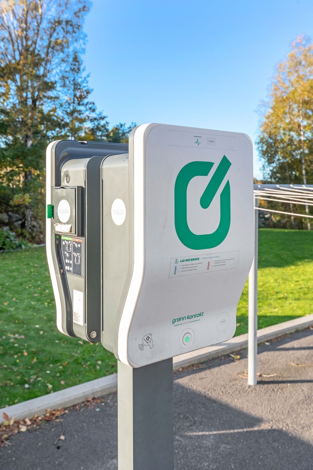 Felles ebilladere + 1 fast biloppstillingsplass Galleribilde