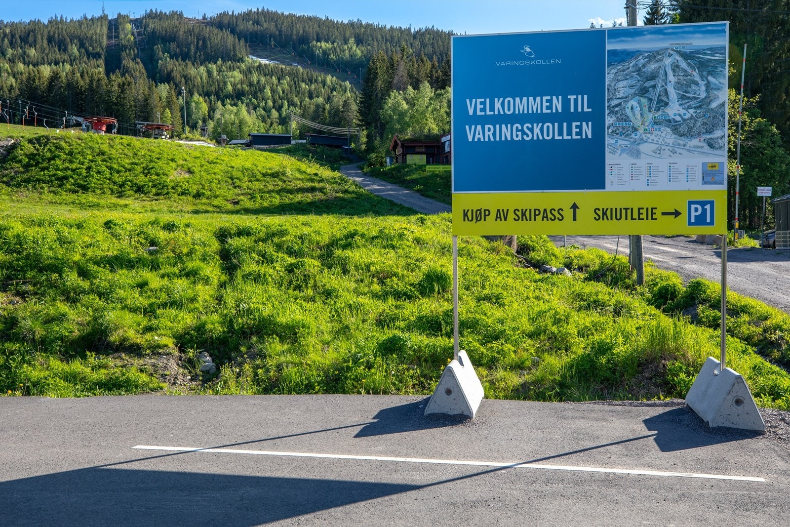 Varingskollen med alpinanlegg. Galleribilde