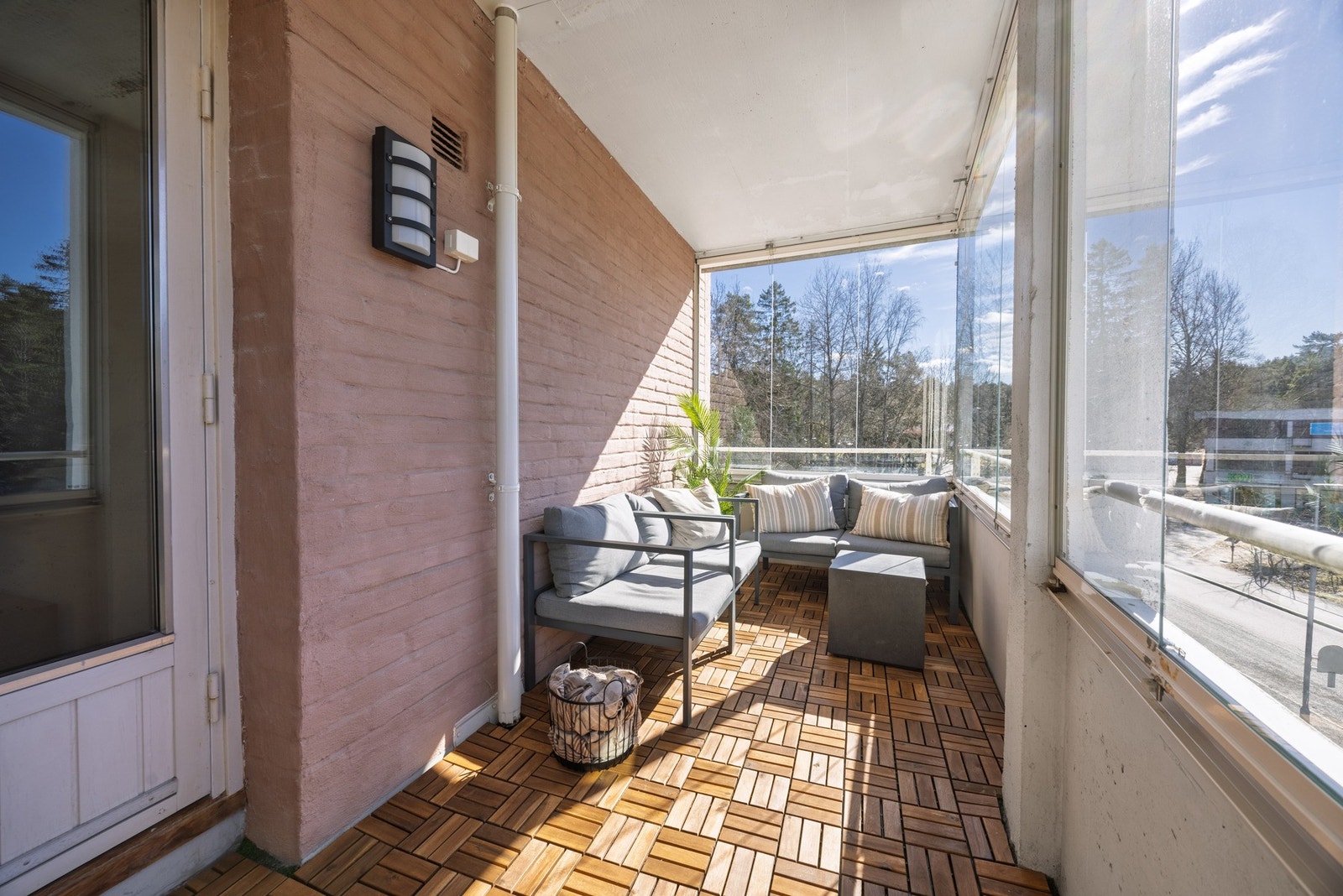Sydvestvendt balkong på 8 m². Galleribilde
