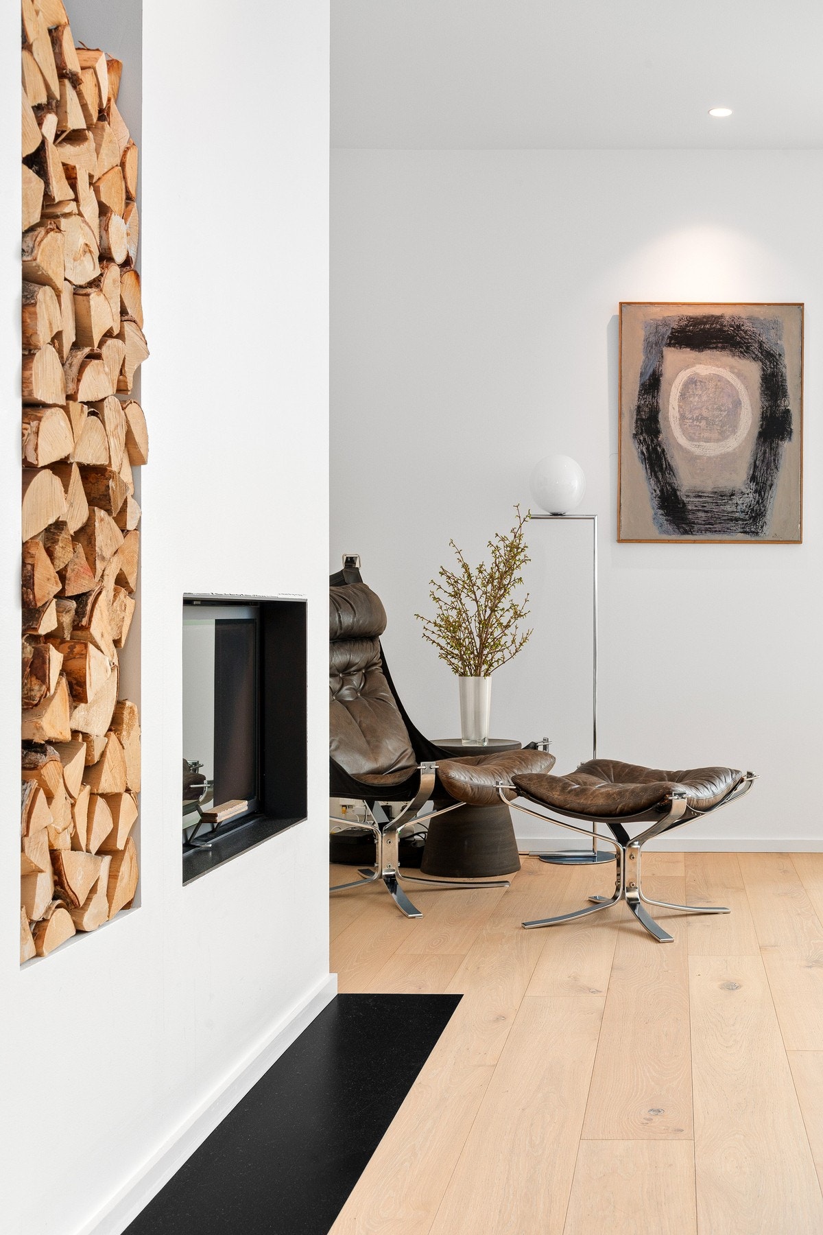 Hyggelig peisovn i stuen. Galleribilde