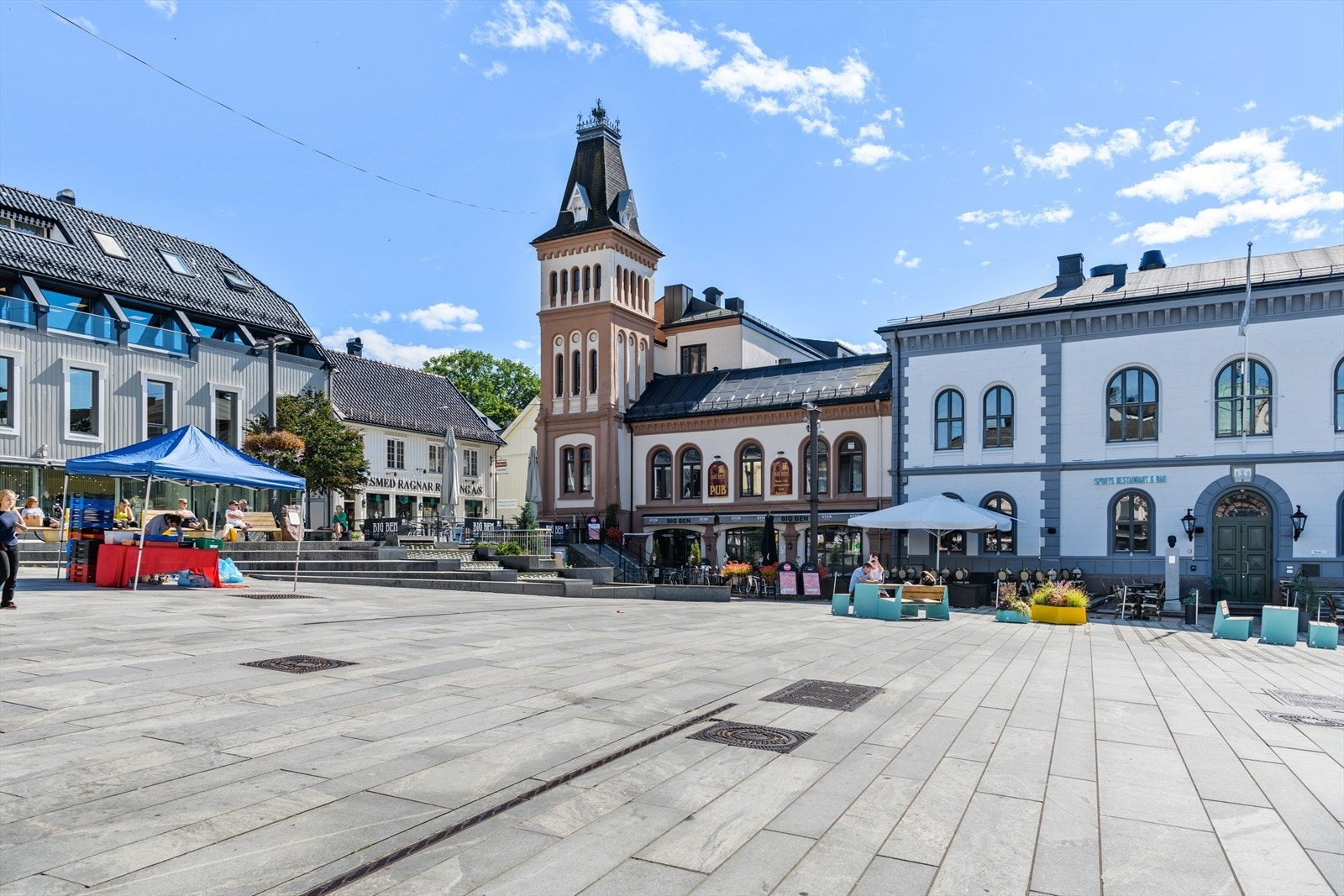 Boligen ligger et steinkast unna Tønsberg torv, og alle sentrums fasiliteter. Galleribilde