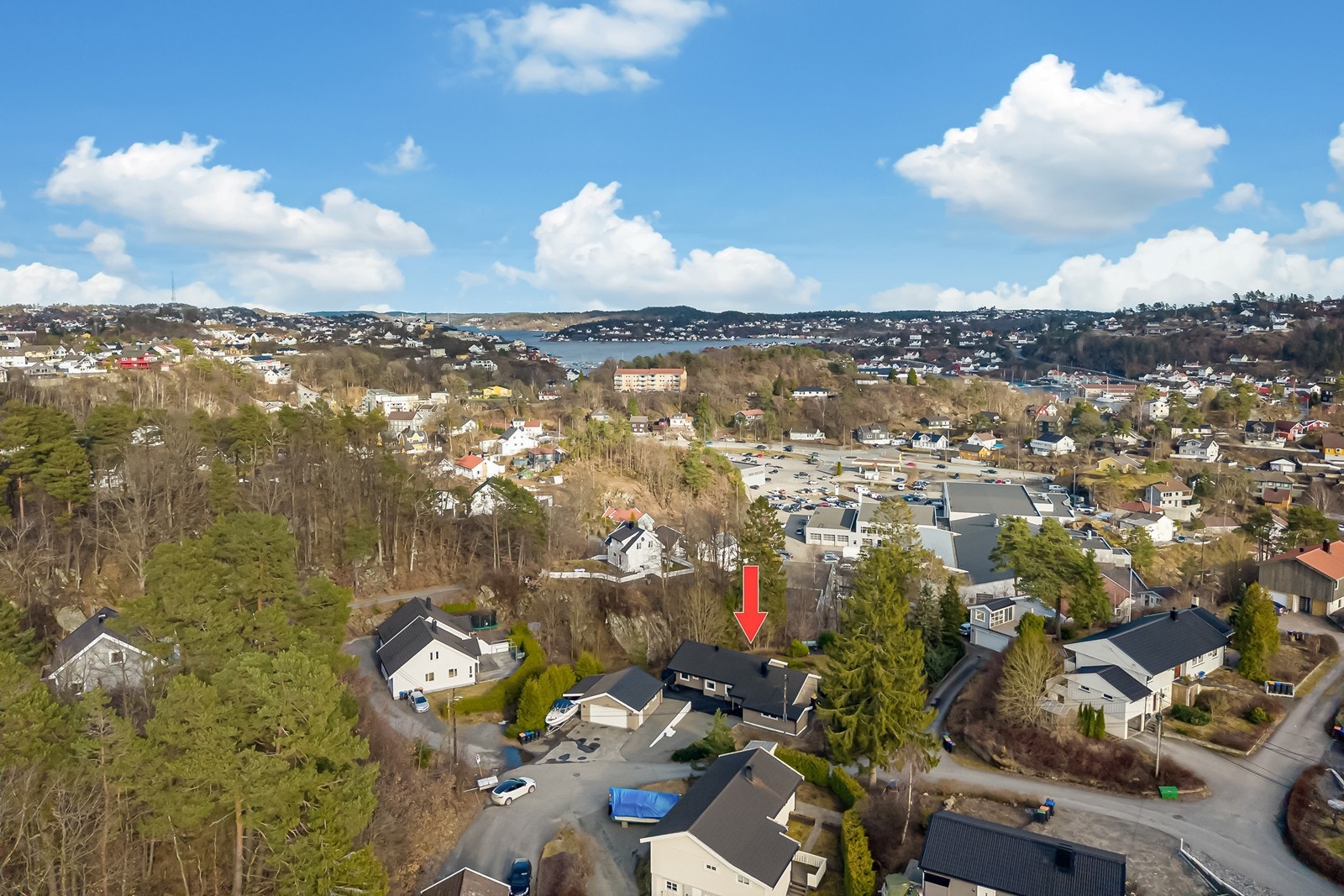 Sentralt med nærhet til "alt"! Galleribilde