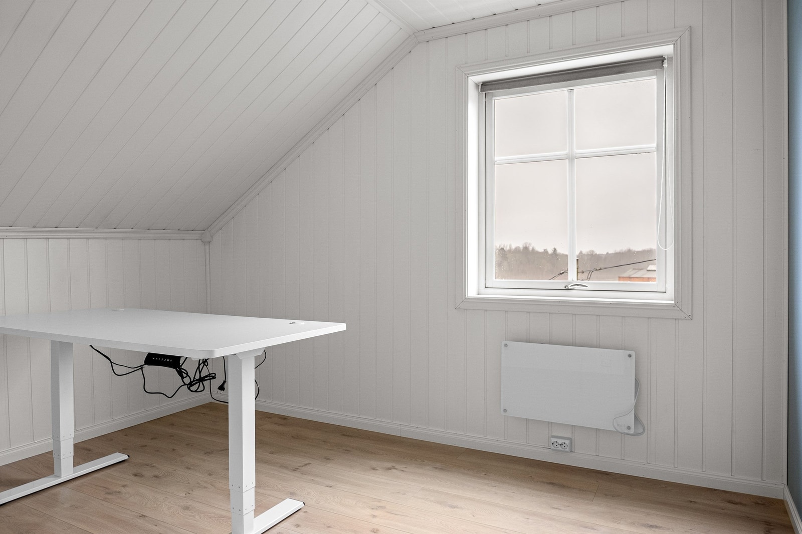 I begge soverom sees fin utsikt i retning Glomma. Dette er tilknyttet stuen. Galleribilde