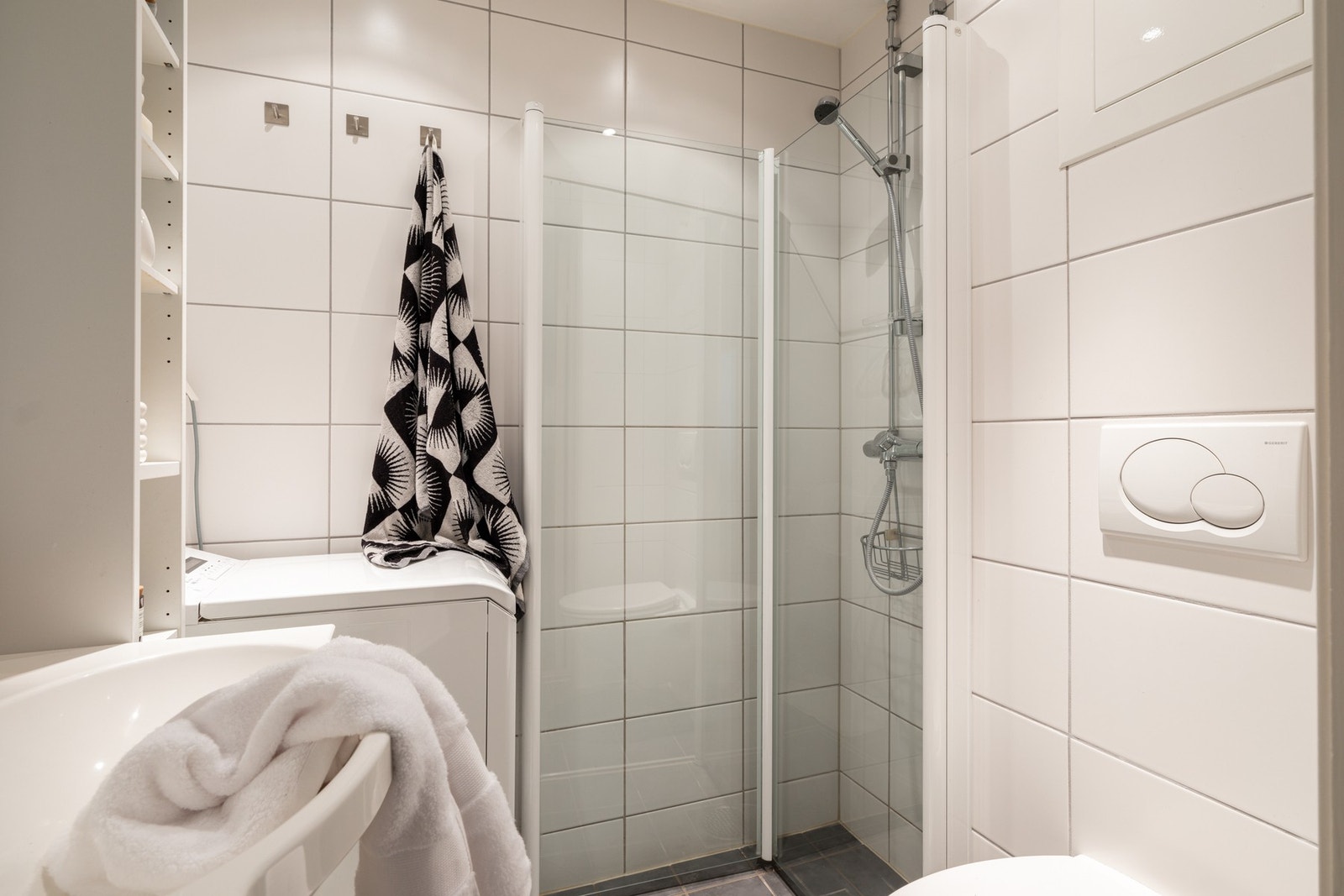 Badet er ifølge dokumentasjon oppført i regi av borettslaget i perioden 2009/2010. Galleribilde