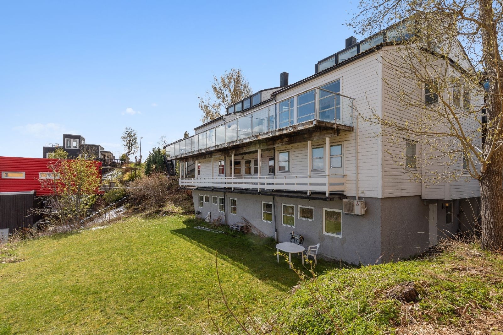 Leiligheten ligger i sokkeletg. Galleribilde