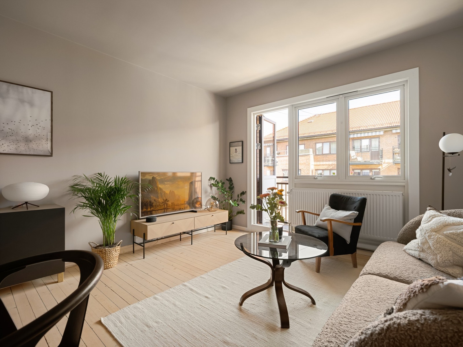 Velkommen til Hammergata 7B og denne fine leiligheten! Foto: Alexander Granlie | @boliggram Galleribilde
