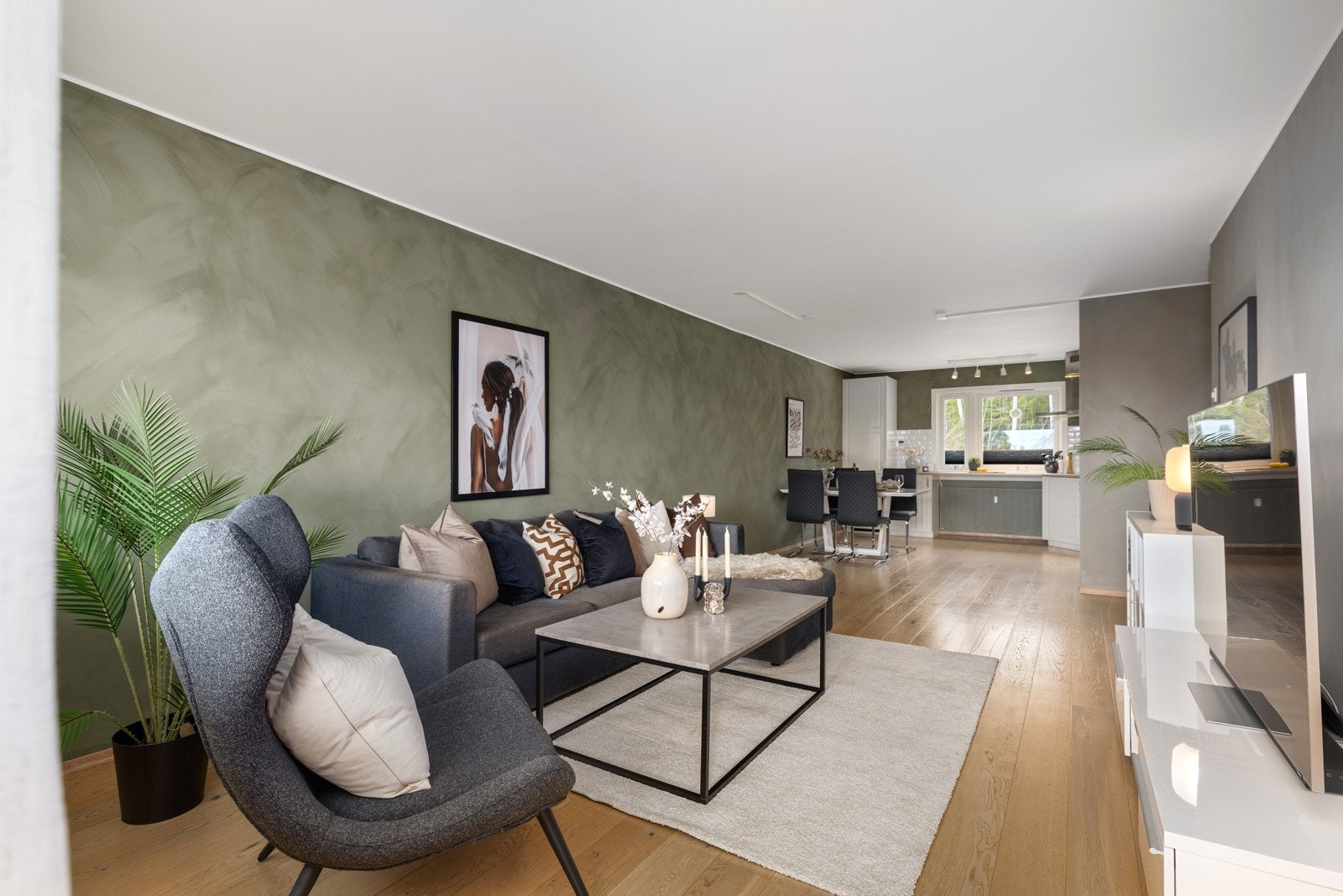 Overflatene ble oppgradert i 2017/18 og gir et moderne og velholdt inntrykk. Galleribilde