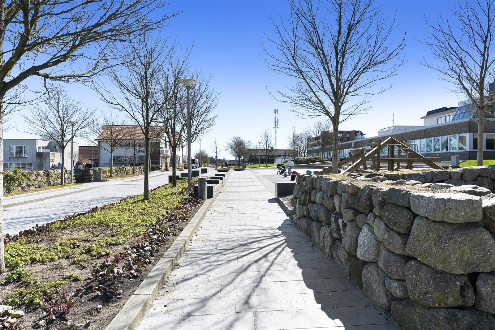 Varhaug sentrum er fint opparbeidet og gir et ryddig og trivelig inntrykk. Galleribilde