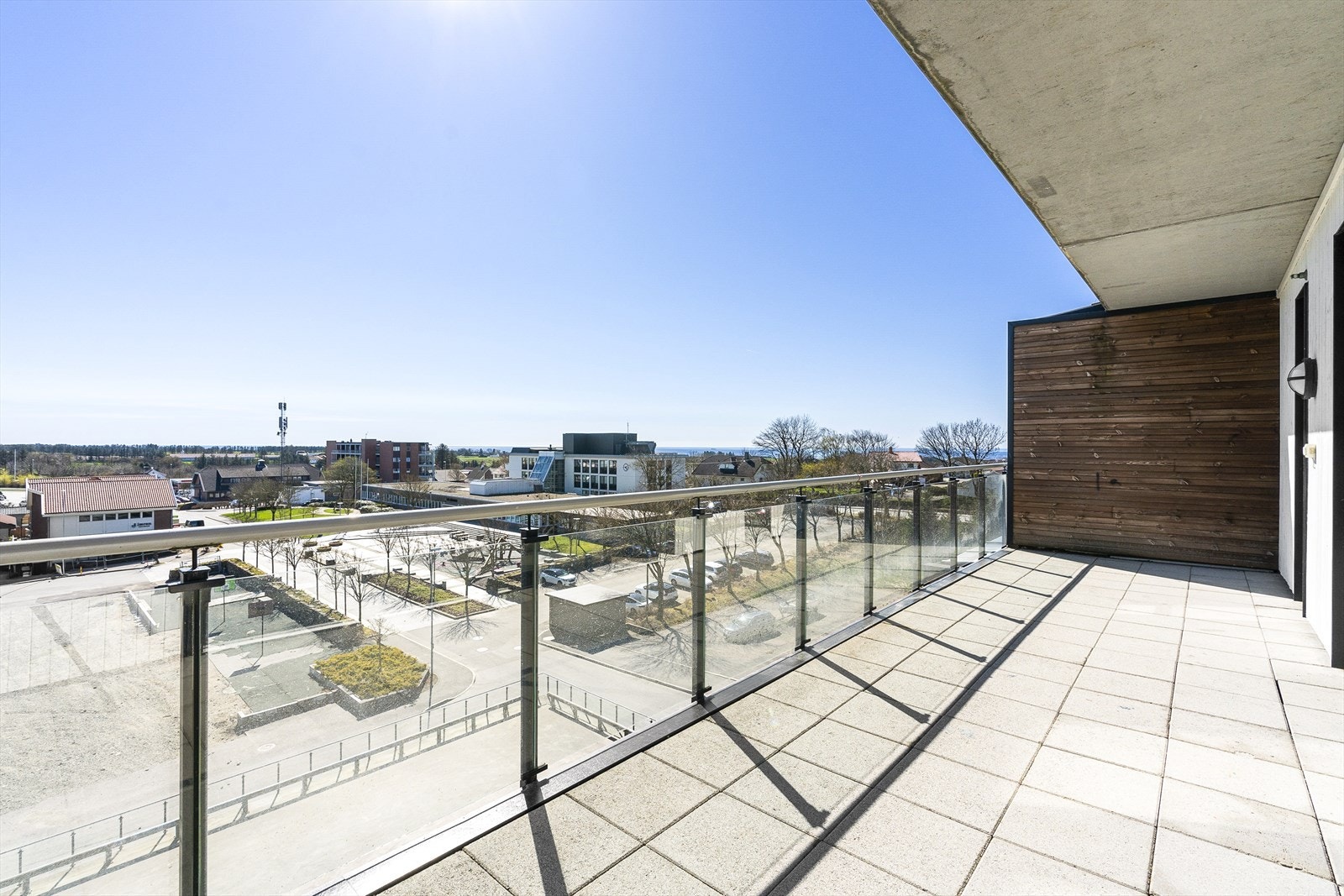 Overbygd oppgang til leiligheten. Galleribilde