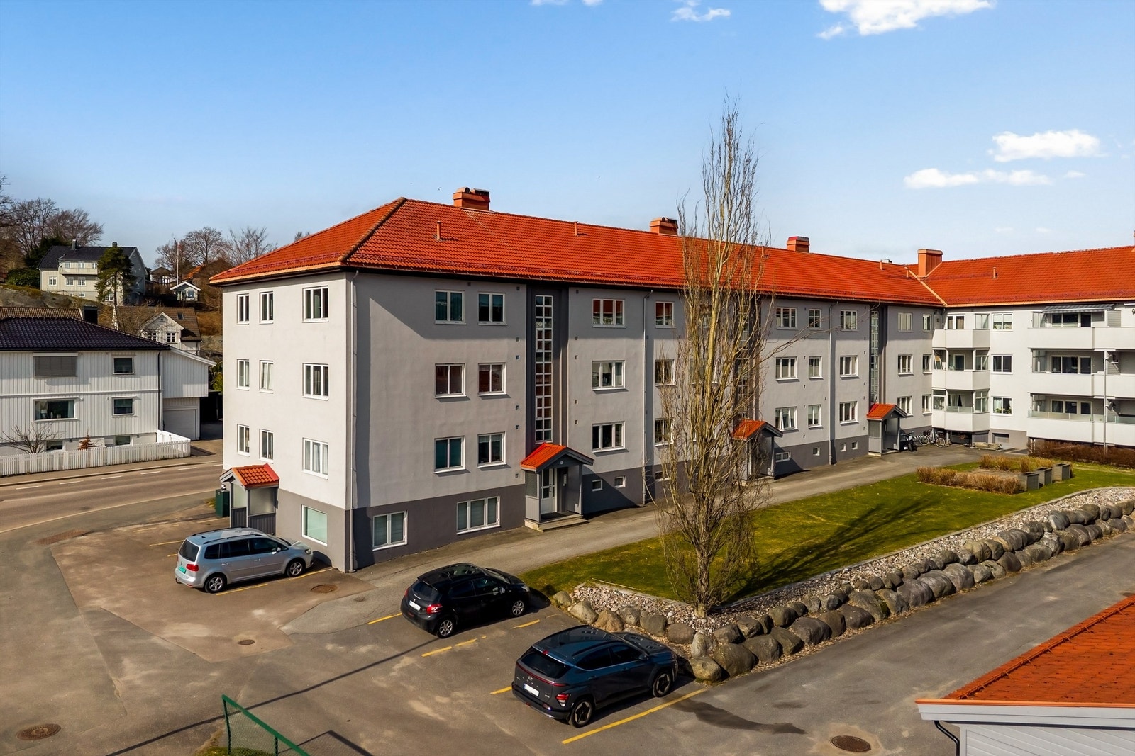 Borettslaget består av 36 boliger og tilbyr fellesfasiliteter som vaskekjeller, hobbyrom og bibliotek. Galleribilde