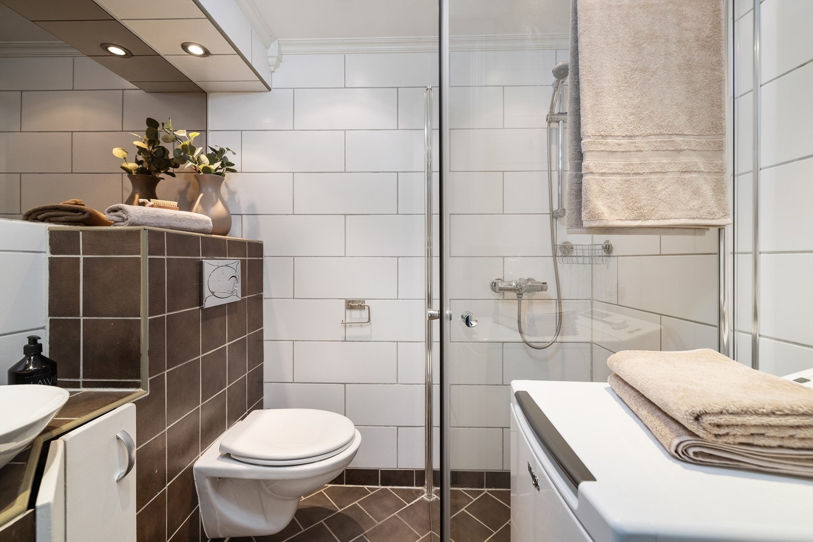 Her er det også praktisk opplegg for vaskemaskin. Galleribilde