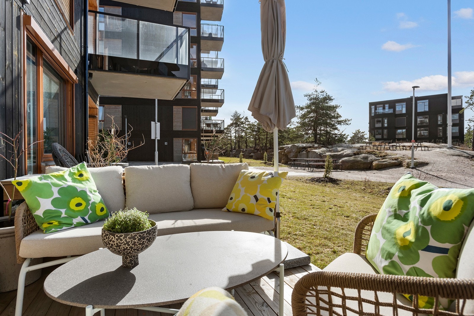Markterrassen er på ca 17 m² Galleribilde