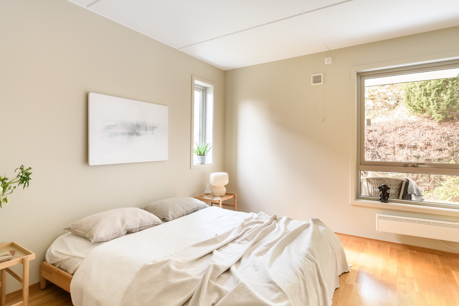 Hovedsoverommet har god plass til dobbeltseng. Galleribilde