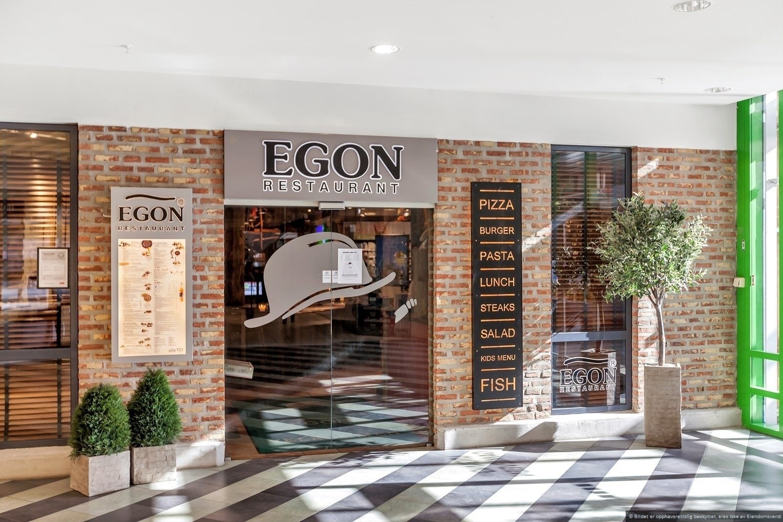 Vi har mange spisesteder i området, Egon restaurant er en populær møteplass med god mat for hele familien. Galleribilde