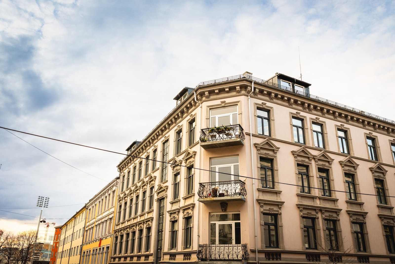 Leiligheten ligger fint i byggets 4. etasje. Galleribilde