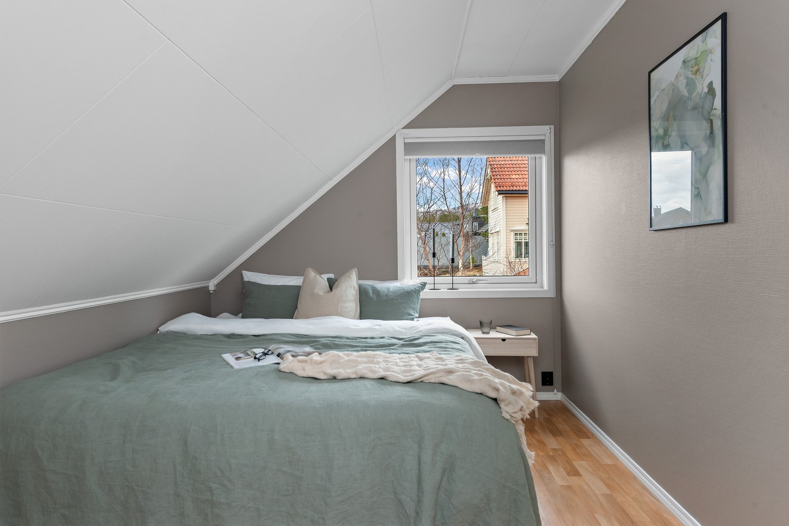 Soverom 2 loft Galleribilde