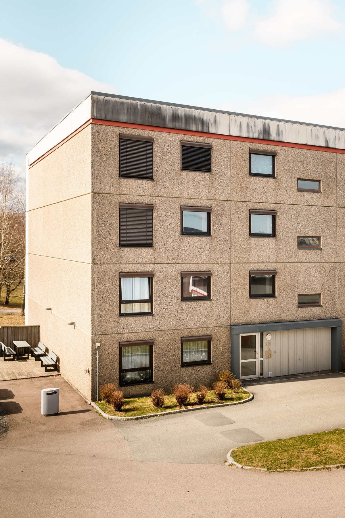 Inngangsparti. Galleribilde
