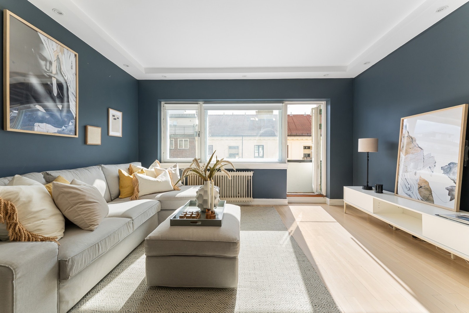 Bygdøy allé 35 presenteres av Mekleriet ved Synne Eide Lunde. Foto: Tarald Tare. Galleribilde